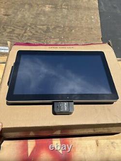 ELO ESY15i1B Android 15.6 TFT LED Touchscreen With Audio Attachment POS Screen