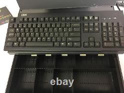 IBM Bien Sûr Pos 500 Touchscreen Point Of Sale/ Cash Tin/keyboard Mousse